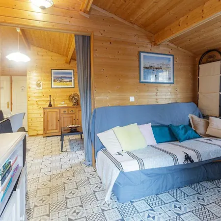 213 En Lisiere De Foret Apartament